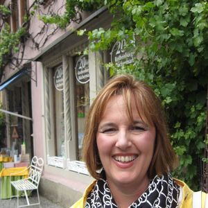 Meet your Posher, Pam